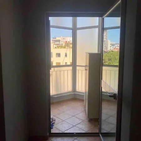 Ideally Seascape Flat, With View From Balcon * Durrës